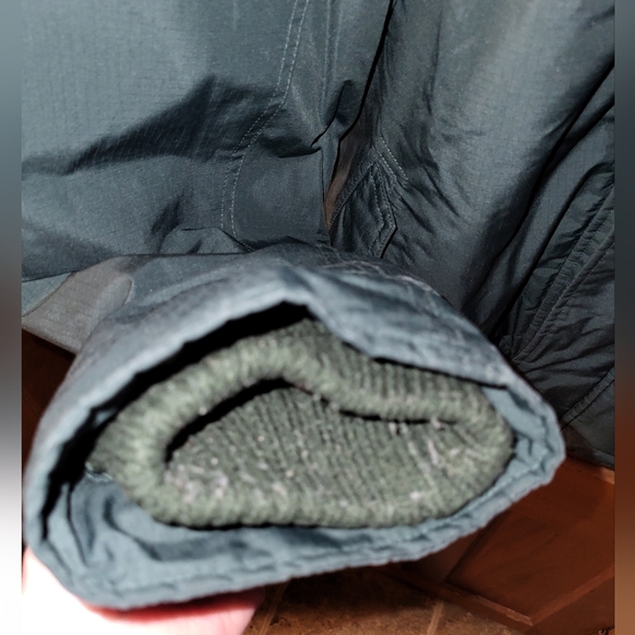 Hollister sherpa lined all weather jacket. Unisex xl. - Picture 9 of 16